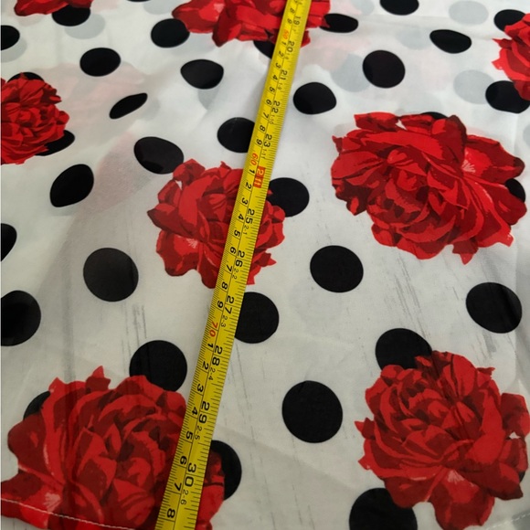 Pretty lightweight blouse - Picture 4 of 5